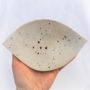 mydelniczka w kształcie liścia ceramiczna